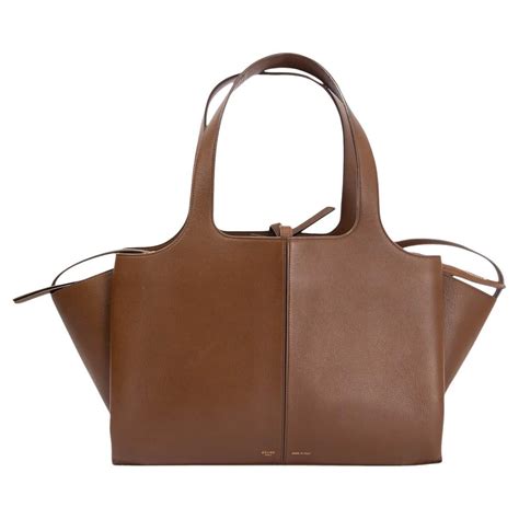 medium chevon tri-fold bag celine|Tri.